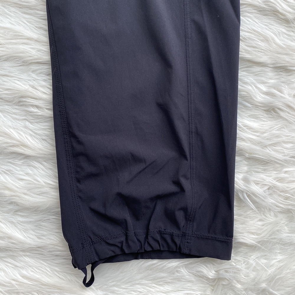 Lululemon | Step Lively Crop - Picture 6 of 15